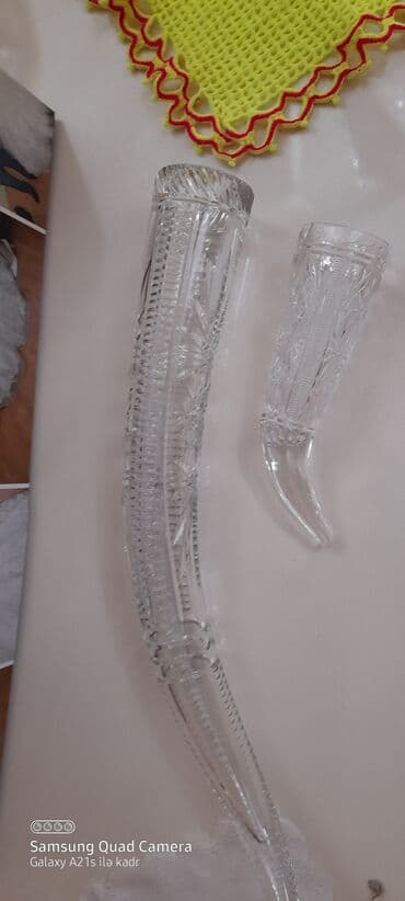 göz muncuğu satışı: İşlənmir deyə satıram. 2 ədəd təmiz xrustal buynuz — 1