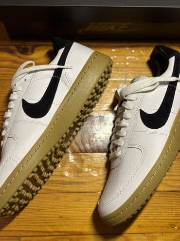 kisi ucun botlar: 100% original Nikr field General Nike idman ayaqqabısı •İki ədəddir — 4