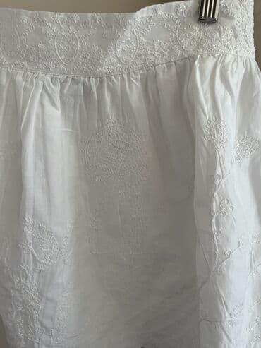 məktəbli çantaları 2021: Zara Ağ rəngli, qısa ətək naxışlı tezedir — 13