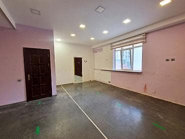 2 otaql: Nəsimi rayonu, Bülbül prospektində ayrıca tikili 2 otaqlı obyekt (ofis — 4