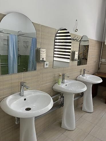 Friends Hostel – kapsul tipli çarpayılarla yataqxana otaqları - Geniş — 8