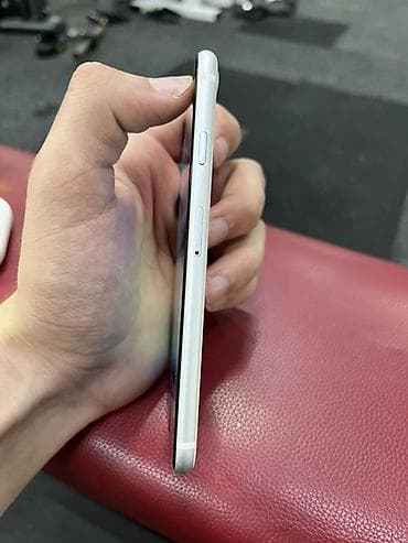 iphone s 2022: IPhone SE 2020, 64 GB, Ağ, Barmaq izi — 6