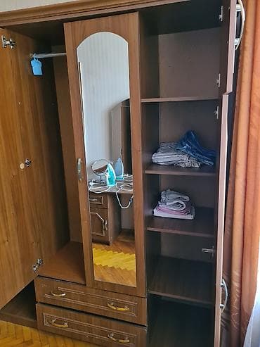 Işlınmiş Polşa istehsalı olan Yatağ dəsti satılır. 4 qapılı dolabın — 6