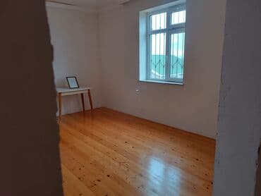 ələt qəsəbəsi: Satılır: geniş və işıqlı mənzil interyeri otag sayı 6tıdır,2 — 17