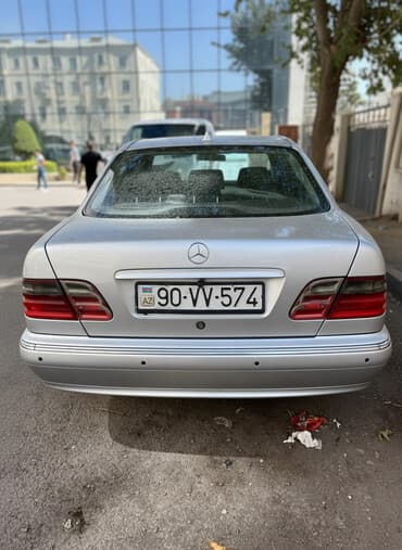 Mercedes-Benz E-Class: 2.2 l | 2001 il Sedan lalafo.az -da Mercedes-Benz E-Class: 2.2 l | 2001 il Sedan