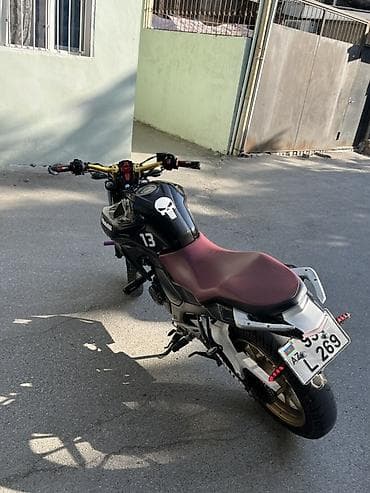 bmw e 34: Yamaha - Fzs v3, 150 sm3, 2023 il, 92000 km — 3