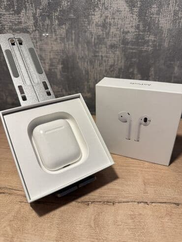 Аккумуляторы: Б/у Беспроводные (Bluetooth) Наушники, Apple, цвет - Белый — 1