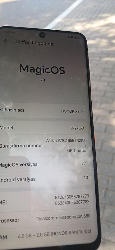 Honor X8, 128 ГБ, цвет - Черный, Две SIM карты — 4
