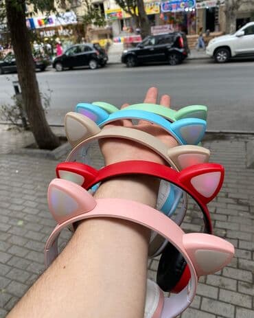 pişikli qulaqcıq: Yeni Simsiz (Bluetooth) Qulaqcıqlar, Apple — 9