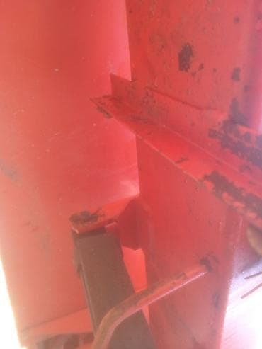 traktır: Tinaz 165 1 ilin ot bicenidir heç bir yeri açılmayıb başı çıxan bilər — 8