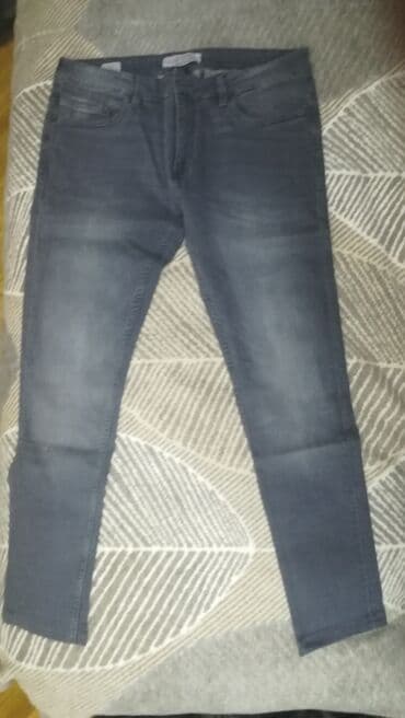 Gri rəng LC Waikiki cins şalvar dar model. Tep təzə. 34/30 ölçüsü. 59 lalafo.az -da Gri rəng LC Waikiki cins şalvar dar model. Tep təzə. 34/30 ölçüsü. 59