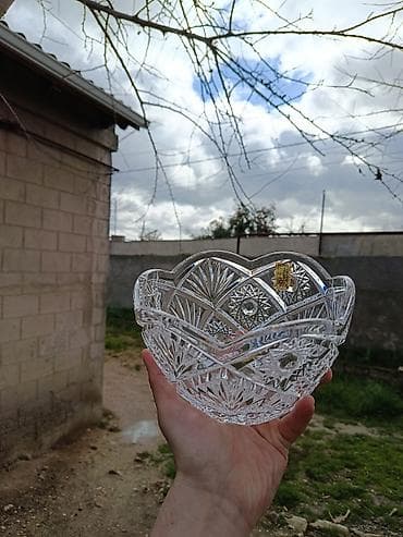 Kəsilmiş naxışlı şüşə (kristal üslubunda) meyvə/şam desert qabları -