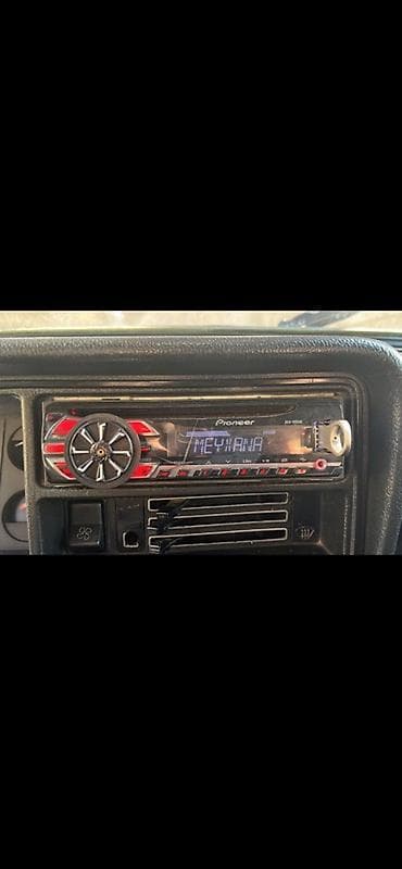 Maqnitol, Pioneer, AUX