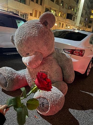 3 metrlik Böyük Teddy orginal mişka 🎁 Özəl günlerinizde,ad günü lalafo.az -da 3 metrlik Böyük Teddy orginal mişka 🎁 Özəl günlerinizde,ad günü
