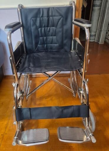 təkərli oturacaq: Paslanmayan poladdan hazırlanmış, qara rəngli oturacaq və arxa hissəsi — 1