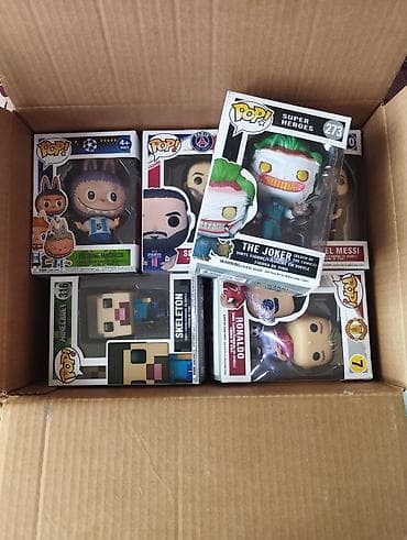 футбол: Funko Pop! vinil fiqurları – kolleksiya paketi Məzmun: - DC Super — 4