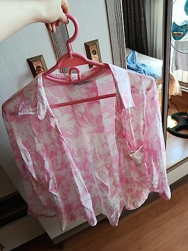 boyun bagi: Qadın üçün nazik, yüngül kofta/kimono tipli üst. Heç geyinilməyib.a - — 2