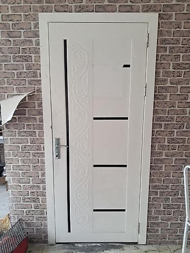 Qapi 2eded 200/90sm 70azn biri qiymet sondur Bine qes 0454 Ağ