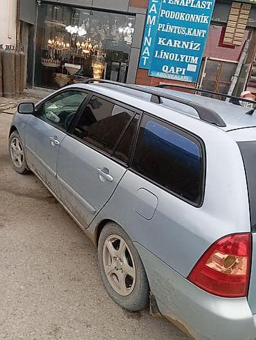 toyota avalon: Toyota Corolla F universal (station wagon) - Kuzov: 5 qapılı — 4