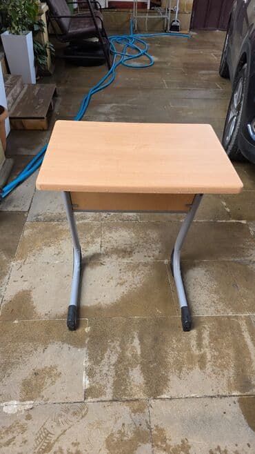 mektebli xoncalari: Oğlan və qız üçün, Siyirməsiz, Parta, Stulsuz — 2