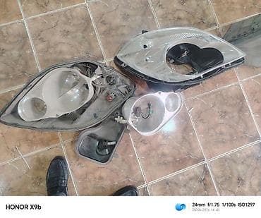 prius ehtiyyat hisseleri: Komplekt, Yaxın və uzaq vuran işıqlar Toyota — 3