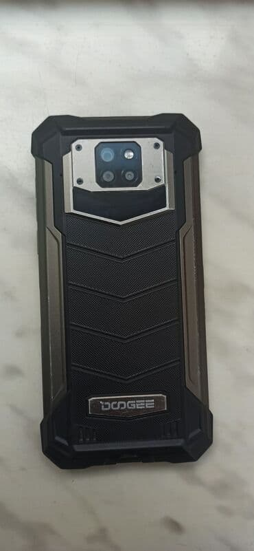 yeni iphone se: DOOGEE möhkəm smartfon - Gücləndirilmiş korpus: küncləri rezinlə — 2