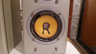 işlənmiş dinamiklər: Subwofer bass 5.1 super sesi bassı var iwlekdir sadece kosmetik — 4