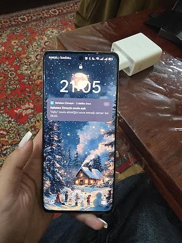 oneplus 10 pro: Xiaomi 12, 256 GB, 
 Barmaq izi — 1