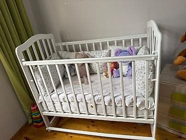 Oğlan və qız üçün, Beşik