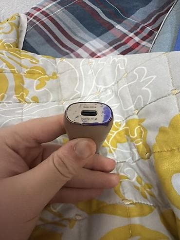 kamplekt qizillar: IQOS (elektron tütün qızdırıcı) cihazı - Model: A1009/A1009A (alt — 2