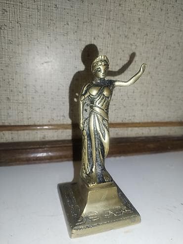 Fiqur, Metal, rəng - Qızılı