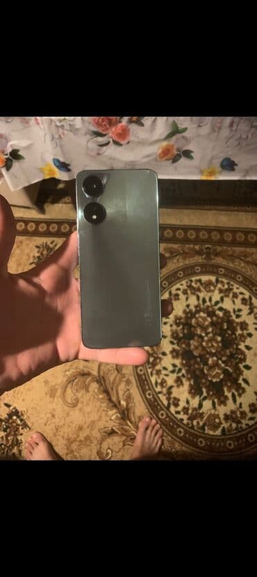 qaqa profil şəkilləri: Smartfon Arxasında yüngül çat va başqa heç bir problem yoxdur - Arxa — 1