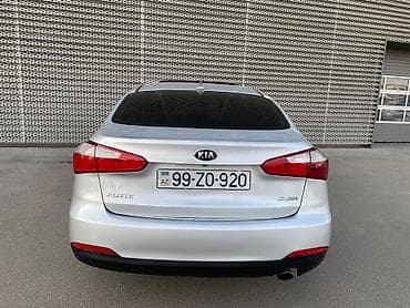 ravon 2: Kia Forte: 2 l | 2014 il Sedan — 7