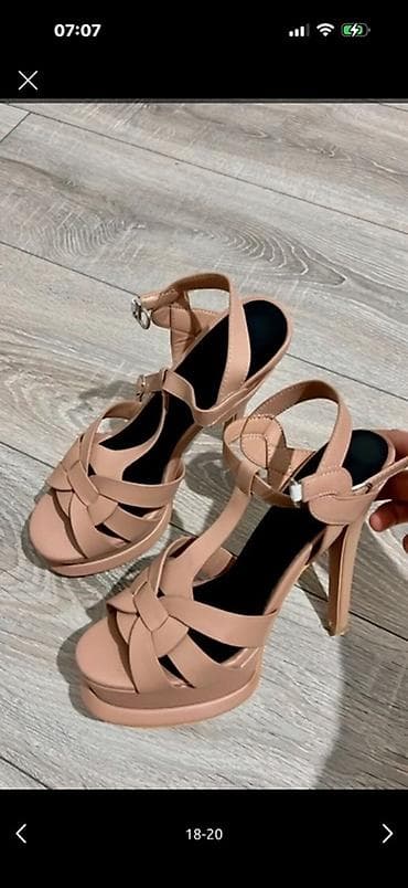 Босоножки, сандалии, шлепанцы: Her Biri Tecili 20 azndi‼️ çox münasib qiymete, baha alinib her biri — 3