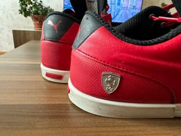 Toy paltarları və aksesuarları: Puma Ferrari original krasovkası ideal veziyyetde … Razmer 43 Ciddi — 2