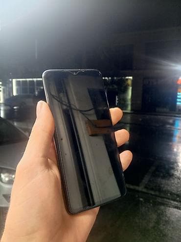 telefon tripodu: Xiaomi Redmi Note 8 Pro smartfon - Rəng: Qara - Ekran: 6.53" Full HD+ — 2