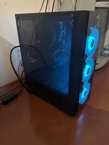 ekran şekilleri: Gaming stolüstü kompüter Texniki göstəricilər: - Prosessor: Intel — 1
