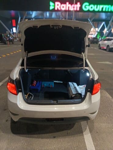 фольксваген 5: Brilliance H230: 1.5 l | 2017 il 143700 km Sedan — 13