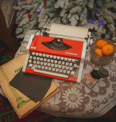 Digər biznes avadanlığı: Retro UNIS “tbm de Luxe” mexaniki yazı maşını (1975il) - Portativ — 1