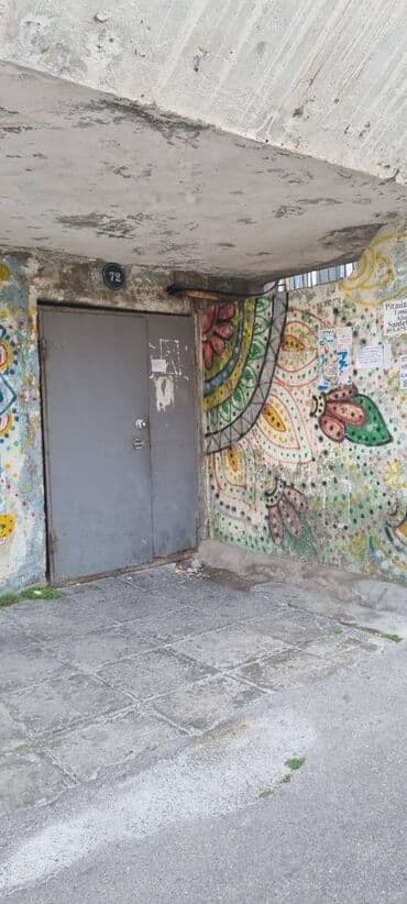 ucuz evlər satış: Bakı, 2 otaqlı, Köhnə tikili, m. Qara Qarayev, 58 kv. m — 20