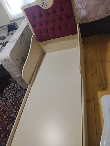 uşaq beleyi: Oğlan və qız üçün, İşlənmiş, Çarpayı, Bazalı, Matras ilə, Siyirməsiz — 6