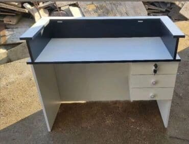 kreditle metbex stolu: Yeni, Kvadrat masa — 9