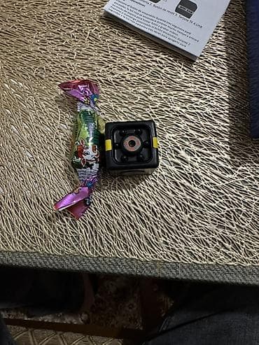 gizli ses yazma aparatı: Mini Kamera – FX-01 model Xüsusiyyətlər: - Ultra kiçik kub dizayn — 3