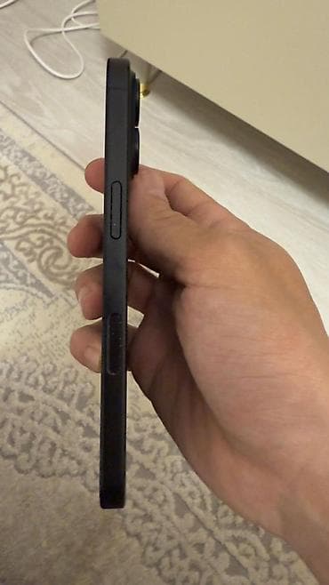 IPhone 16, 128 GB, Qara, Barmaq izi, Simsiz şarj, Face ID