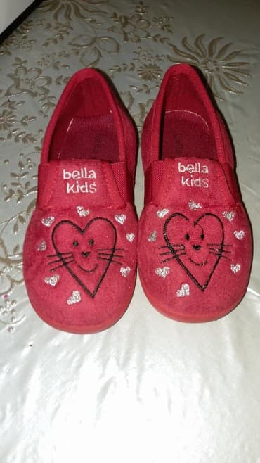 25 razmer.Qiz usaqi ucun damasnik.Ela veziyyetdedir.Az geyinilib.10 lalafo.az -da 25 razmer.Qiz usaqi ucun damasnik.Ela veziyyetdedir.Az geyinilib.10