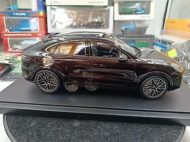 satt: Hər vaxtiniz xeyr olsun. Porsche diler modeli satilir Porsche Cayenne — 4