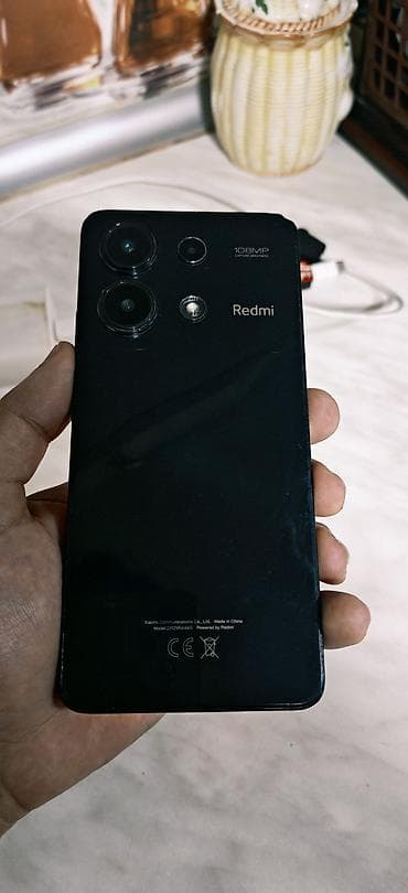 redmi note 12 discovery edition: Xiaomi Redmi Note 13 (qutu və aksesuarları ilə) - Rəng: Qara - Arxa — 3