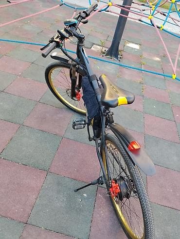 28 velik: Yüngül və gənayətçil eləktrik velosipeddir. Təkər ölçüləri 28 — 5