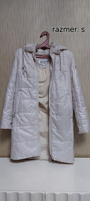 Pencəklər: Qadın kurtkaları. -3 kurtka ayrı ayrı: 10 AZN — 4