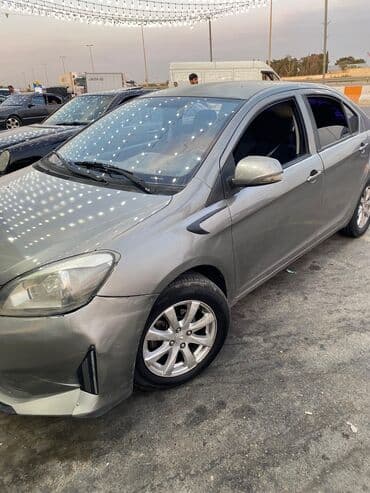 kia seed 2014: Boz rəngdə olan bu avtomobil rahat idarəetmə və funksionallıq təklif — 8